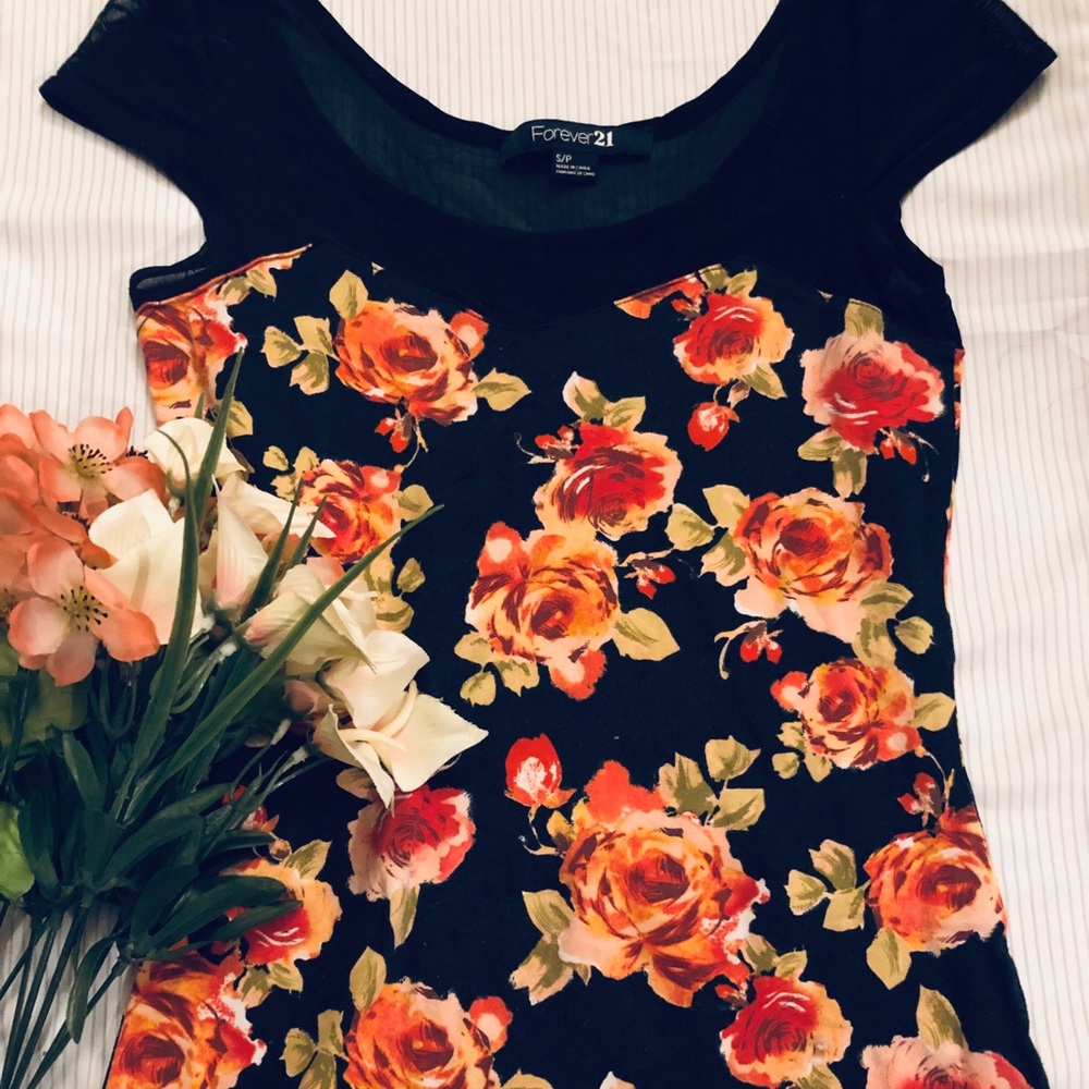 Floral Forever 21 Bodycon Dress with Mesh Sleeves
